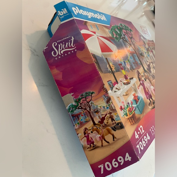 Playmobil DreamWorks Spirit Miradero Festival 70694 (4-12 YRS) - Picture 4 of 5